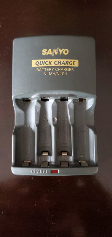 Authentic Sanyo NC-MQR-01J/U Smart Quick Batter Charger for AA a in General Electronics in Oshawa / Durham Region