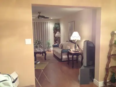 Semi-Detached Home in South Keys!