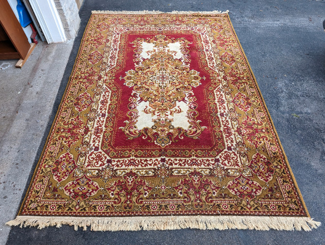 Large Persian Style Floor Area Rug 9X6 in Rugs, Carpets & Runners in Oakville / Halton Region