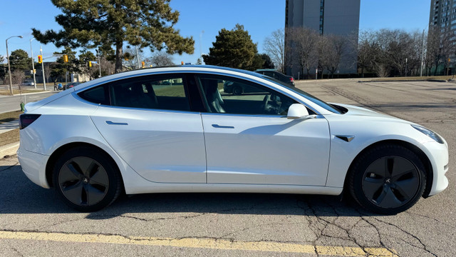 2019 Tesla Model 3 Standard Range plus in Cars & Trucks in City of Toronto - Image 3