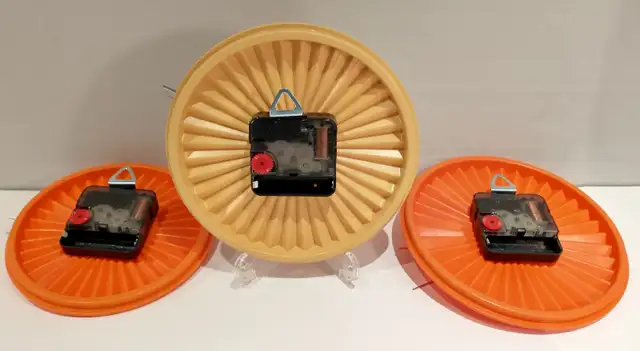 Tupperware wall clocks in Home Décor & Accents in Ottawa - Image 3