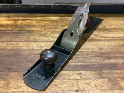 VINTAGE PRE 1900’S STANLEY BAILEY NO. 7 JOINTER PLANE / 22” LONG, View more
