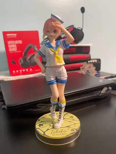 Cute table figures that can be negotiated if you buy all. Box is included for all. They are new and...