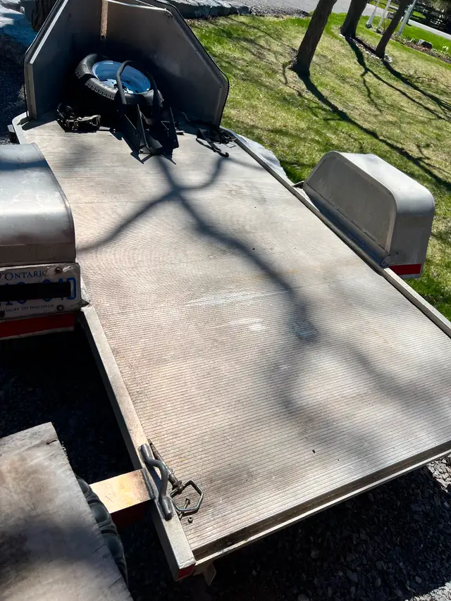 ALUMINUM MOTORCYCLE TRAILER in Other in Belleville - Image 2