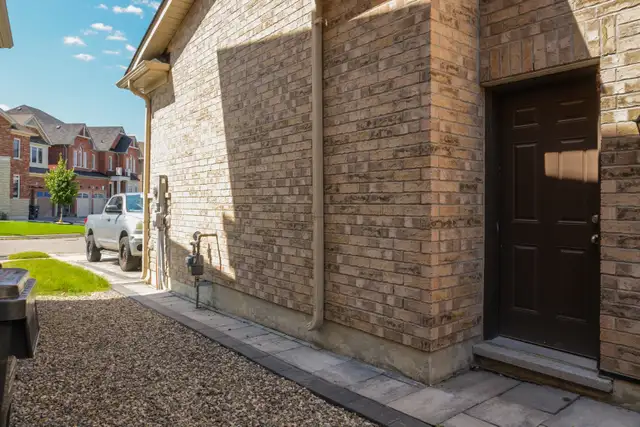 1 SINGLE BEDROOM AVAILABLE FOR RENT KENNEDY AND MAYFIELD