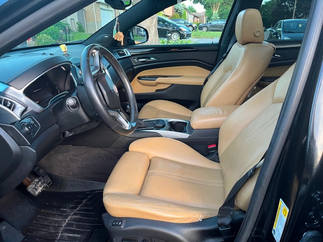 2015 Cadillac SRX Premium model — photo 4