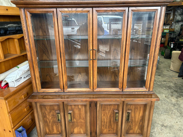 Gorgeous Solid Wood China Cabinet available in Hutches & Display Cabinets in Kingston - Image 2