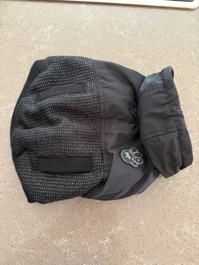 Canada Pooch dog jacket - size 14, View more