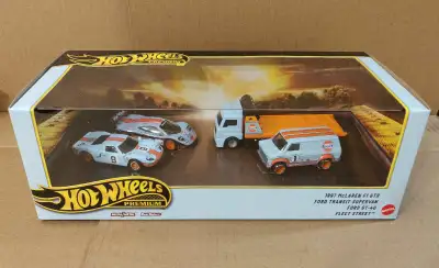 New Hot Wheels Premium Collectors Diorama Gulf Racing box set 1/64 diecast cars with Real Riders $60...