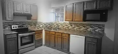 Spacious and well-maintained 6-bedroom, 4-bathroom home available for rent directly across from Peac...