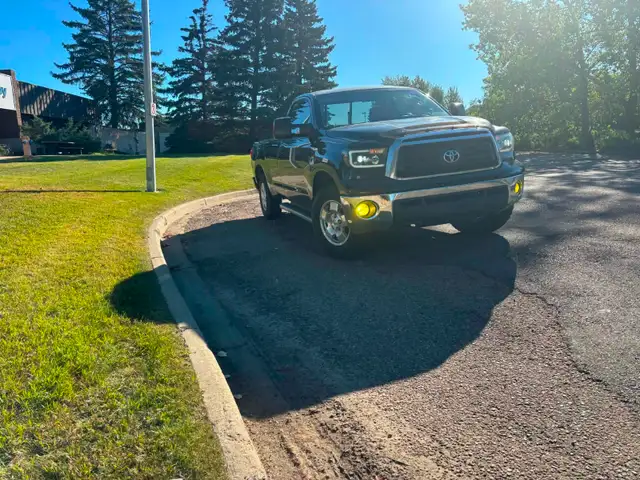 2010 Toyota Tundra 5.7L 4x4 Single cab