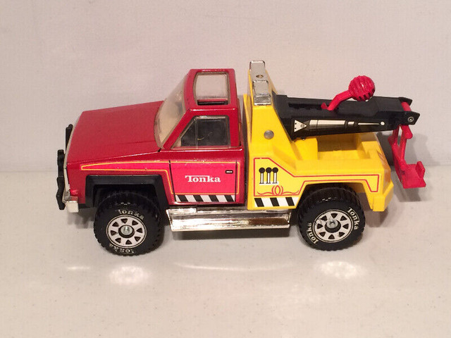 Vintage 1970s 1980s TONKA Toy Trucks Cars Jeeps Tractors Trailer in Toys & Games in Ottawa - Image 3