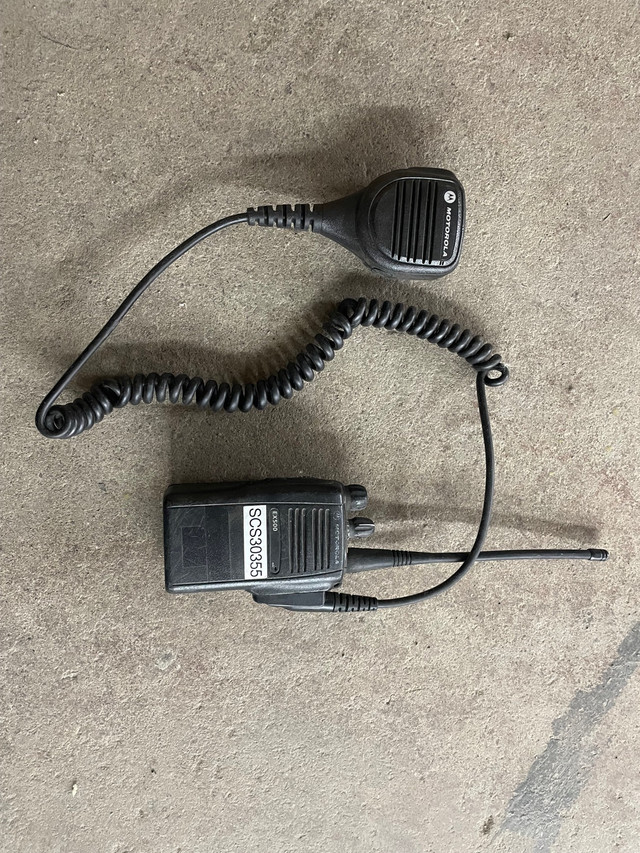 Motorola Police Handheld Radios in General Electronics in Oshawa / Durham Region