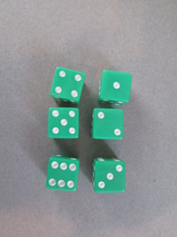 set of 6 dice (from yahtzee game)