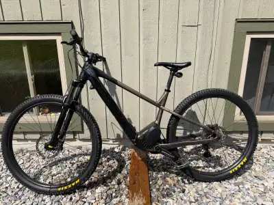 Rocky Mountain Fusion Powerplay 10 e-bike 29" L, View more