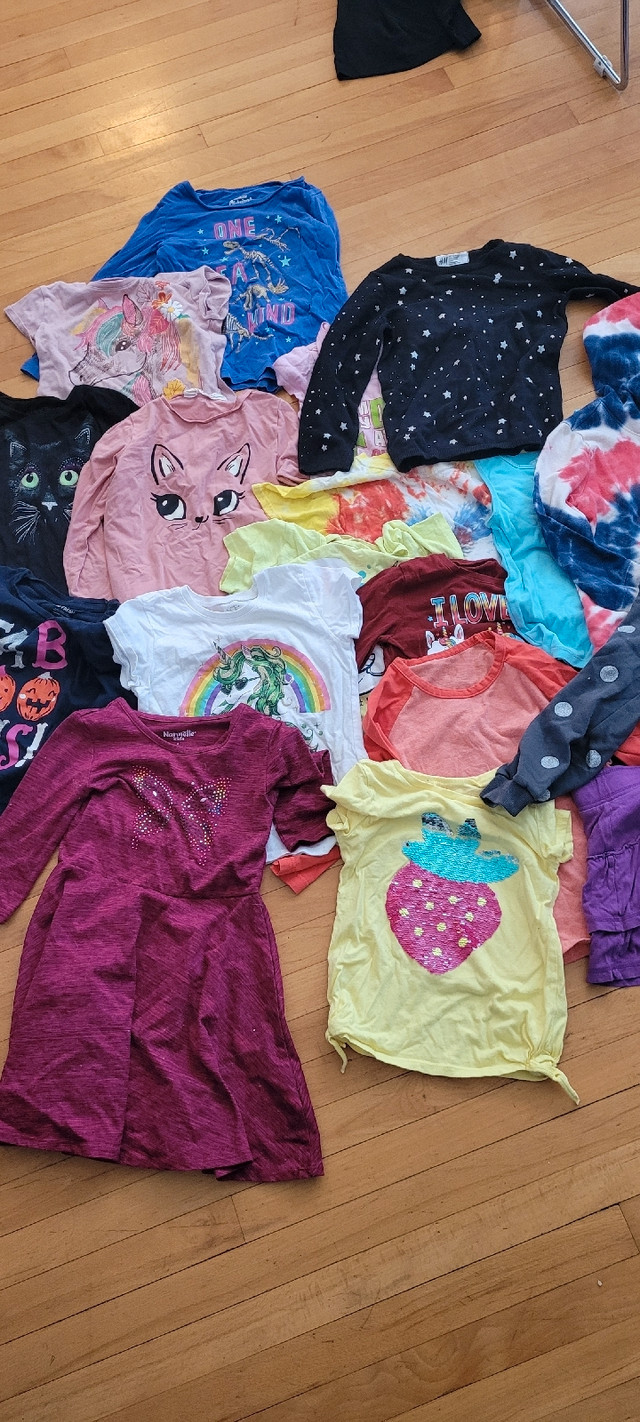 2 Bags! Girl 5-6y in Other in Moncton