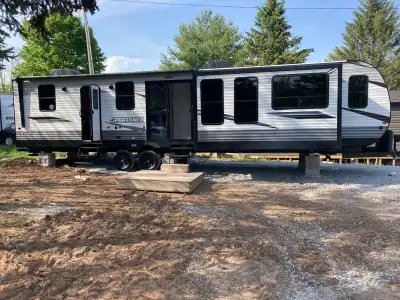 Priced to sell 2021 42' Sportsman Destination Trailer. Immaculate condition. Comes with 4 slide outs...