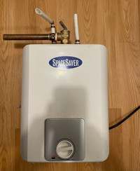 SpaceSaver Electric Water Heater