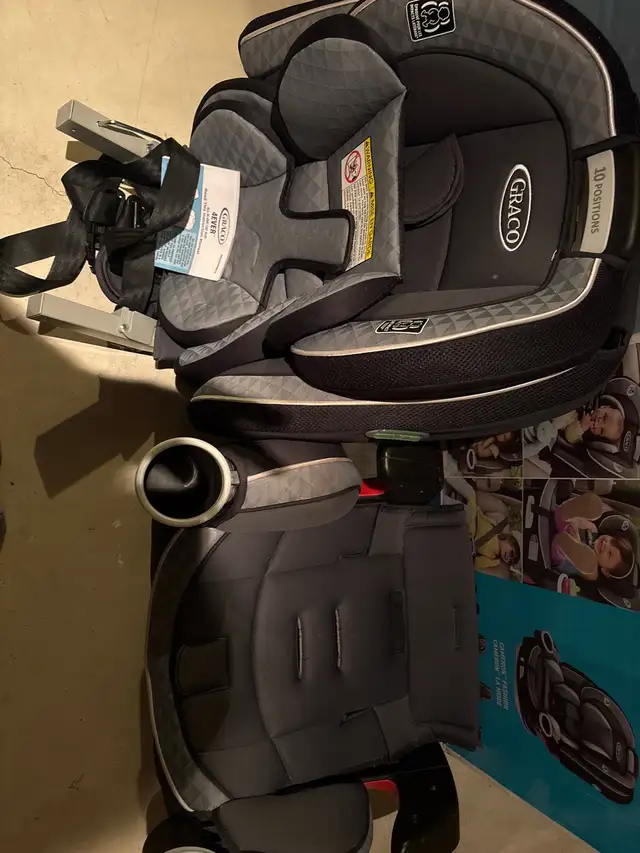Graco 4Ever Car Seats  in Strollers, Carriers & Car Seats in Norfolk County - Image 3