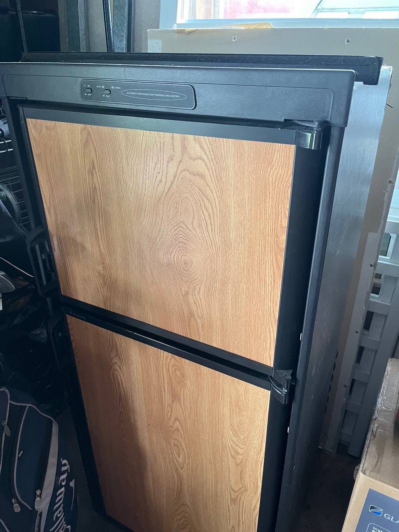 Pending pick upElectric and propane refrigerator RVs & Motorhomes