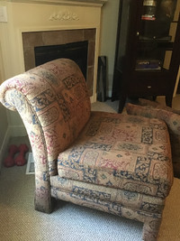 Free Slipper chair plus 2 floor cushions
