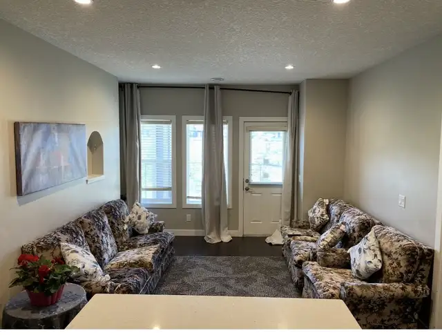 Furnished Legal Walk-out basement for  rent /Saddlelake Way