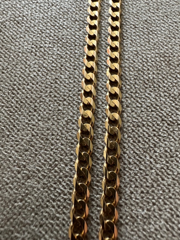 Gold necklace and pendant for sale Jewellery & Watches City of