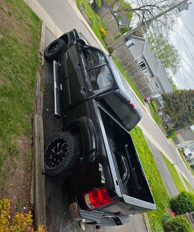 2009 gmc sierra 1500 in Cars & Trucks in Hamilton