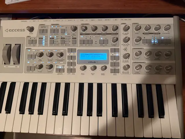Access Virus TI2 Polar 37-Key — Mint / Complete Original Package