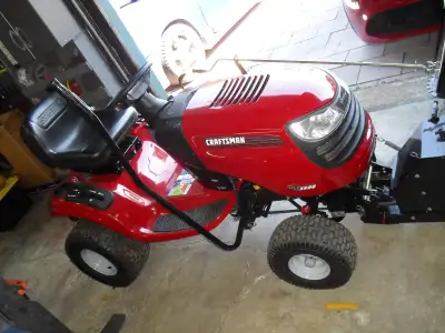 RÉDUIT: tracteur crafman 20 hp/souffleuse 48" neuf de 2008 NOS, View more