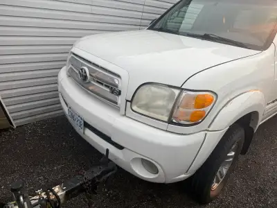 4.7L 4x4 RUNS AND DRIVES GOOD NEEDS FRAME REAPAIR.STARTED TO DO REPAIR BUT NO TIME TO FINISH