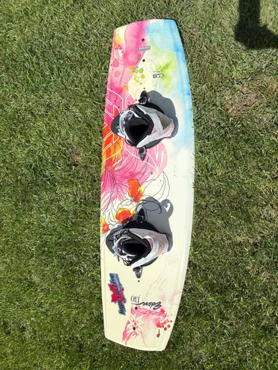 Hyperlite Eden 130cm women’s wakeboard with padded bag, View more