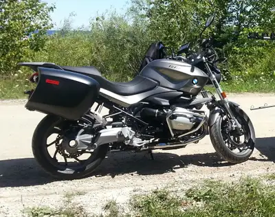 2013 BMW R1200R 10500kms, Original Owner. Asking $10500 Factory Installed options. ABS, ESA, ASC, TP...