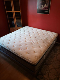 Kingsize mattress plush