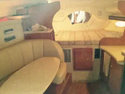 06 rinker beautiful layout cockpit fridge and blender great weekender !