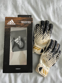 Adidas Predator20 Match fingersave soccer goalie gloves size 5