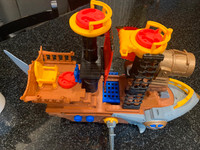 Imaginext Preschool Toy Shark Bite Pirate Ship Playset With Figu
