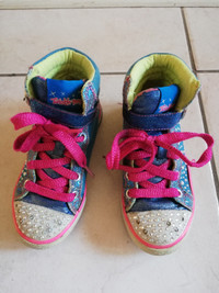 ***Like New***Skechers Toddler Light up Kids Shoes Size 11