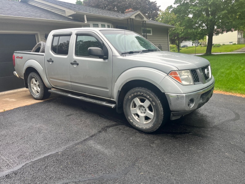2006 frontier brand new mvi 4x4 Cars & Trucks Fredericton Kijiji