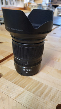 Nikon 24-70mm  F4 - Z Mount lens