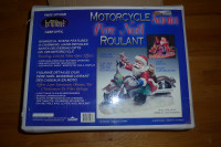 Père Noël à moto  avec fibre optique (14X11X8)