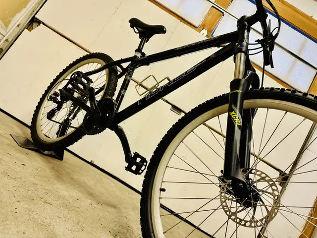 Overhauled Norco aluminum mountain bike with lots of upgrades in Mountain in Markham / York Region - Image 5