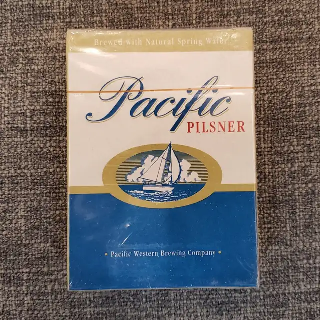 Vintage Beer Playing Cards - Pacific Pilsner in Arts & Collectibles in Burnaby/New Westminster - Image 3