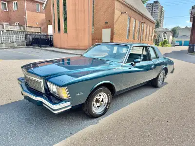 1979 Chevrolet Monte Carlo Has a Corvette 350 SBC Edlebrock Intake & 4 Barrel Carburetor Mild Cam Ch...