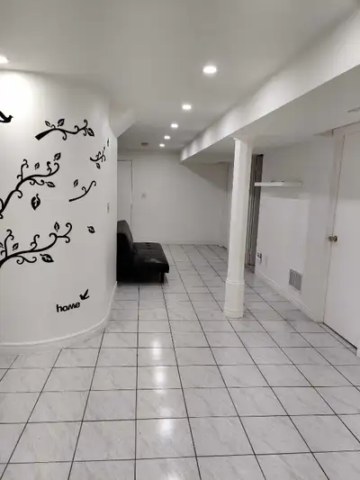 2 Bedroom Basement Apartment for Rent in Heart of Missis