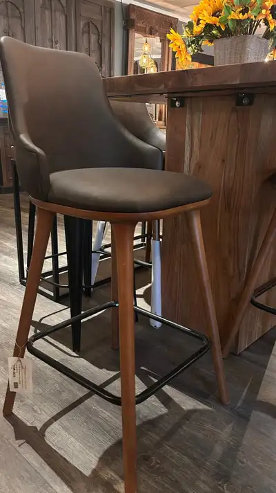 NEW LEATHER TUFTED SOLID WOOD BAR STOOLS- 10 PIECES, View more