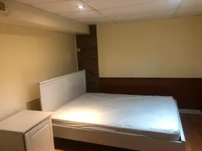 Master bedroom new queen bed new mattres new drawer new wardrobe computer desk large glass yellow wa...