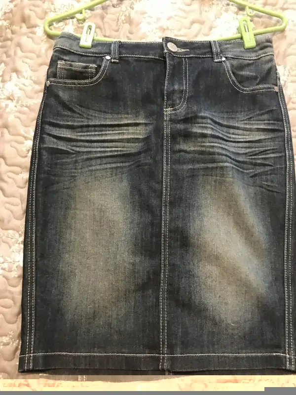 Woman's Pants, Capris, office clothes in Women's - Bottoms in Barrie - Image 6