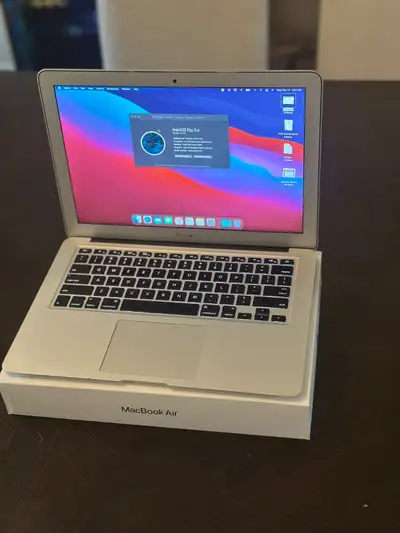 Apple MacBook Air 13" (Mid-2013), View more