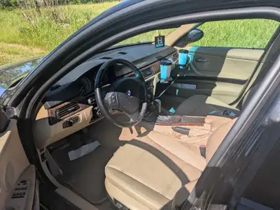 Daily driver/ran when parked Battery is dead, put a charger on it but I think my charger is junk, pr...